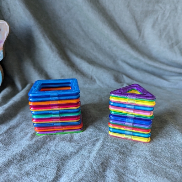 Magnet Blocks Magnaformers 20pc Set Squares Triangles Rainbow Toy Building Kids - Picture 2 of 8